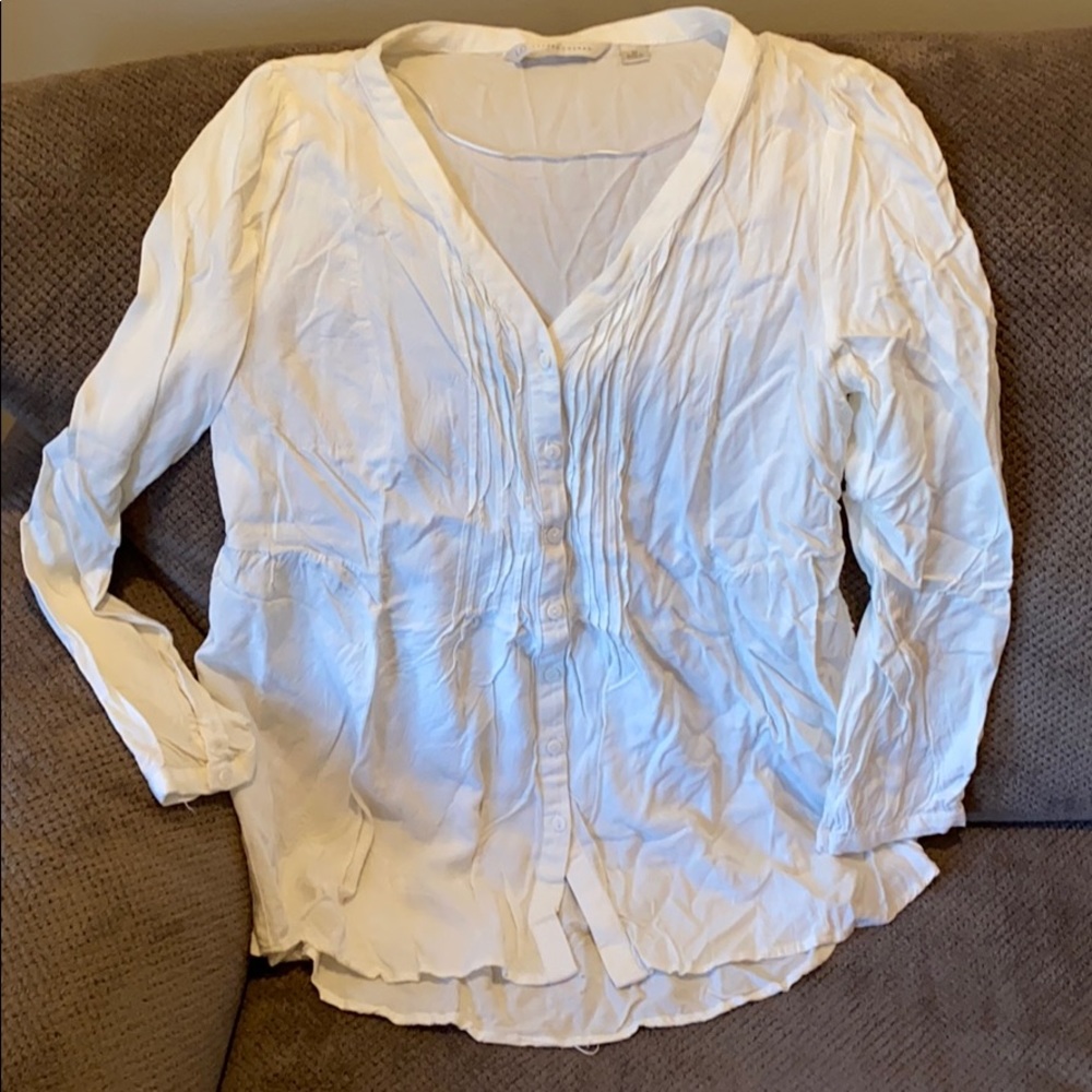 LC Lauren Conrad White Blouse (Maternity or not)